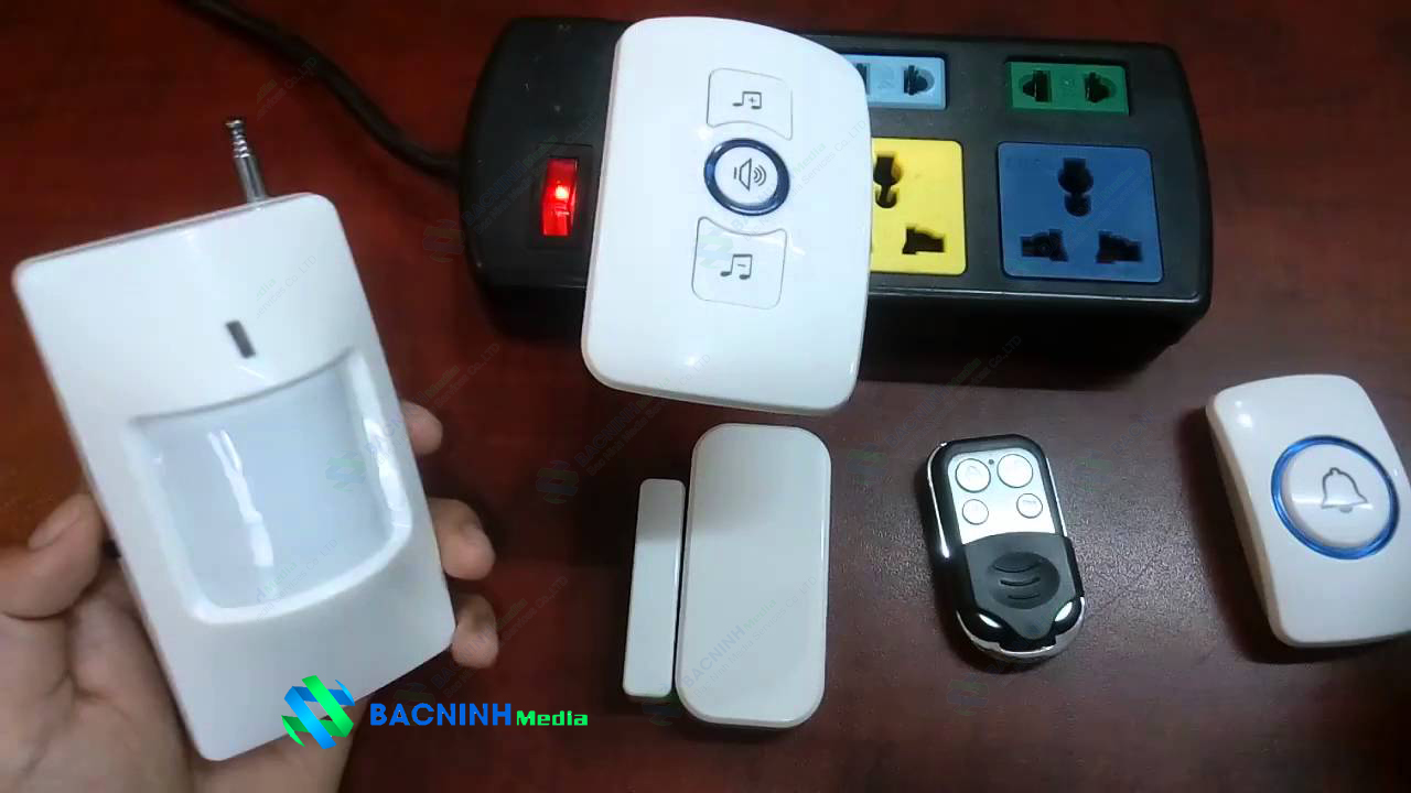 so sánh chuông cửa không dây và có dây